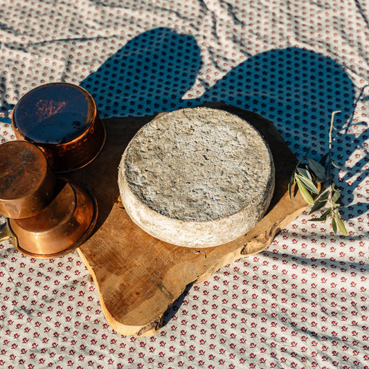 Tomme fermiere de vache affinee