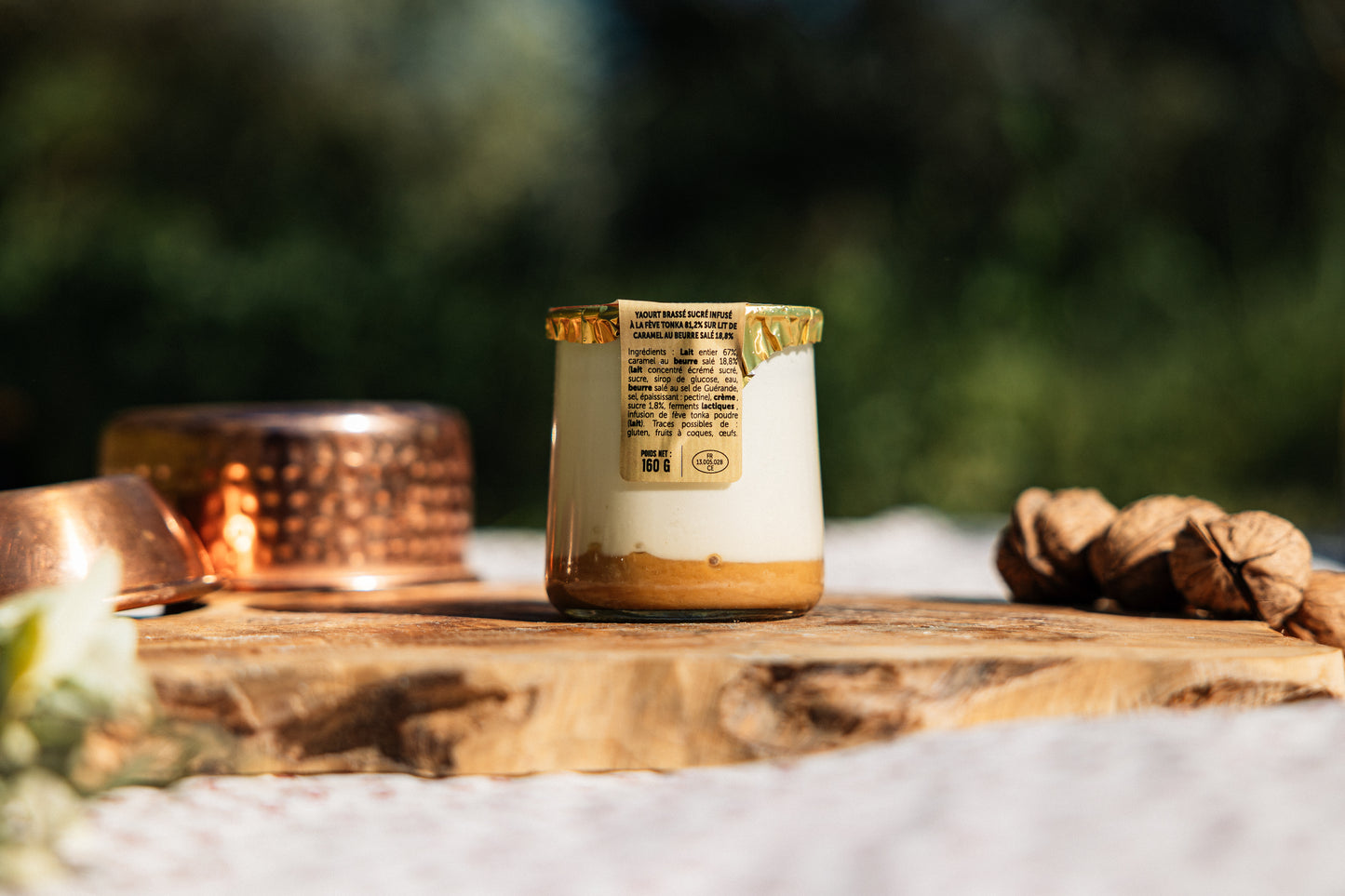 Yaourt brassé sur lit de caramel beurre salé